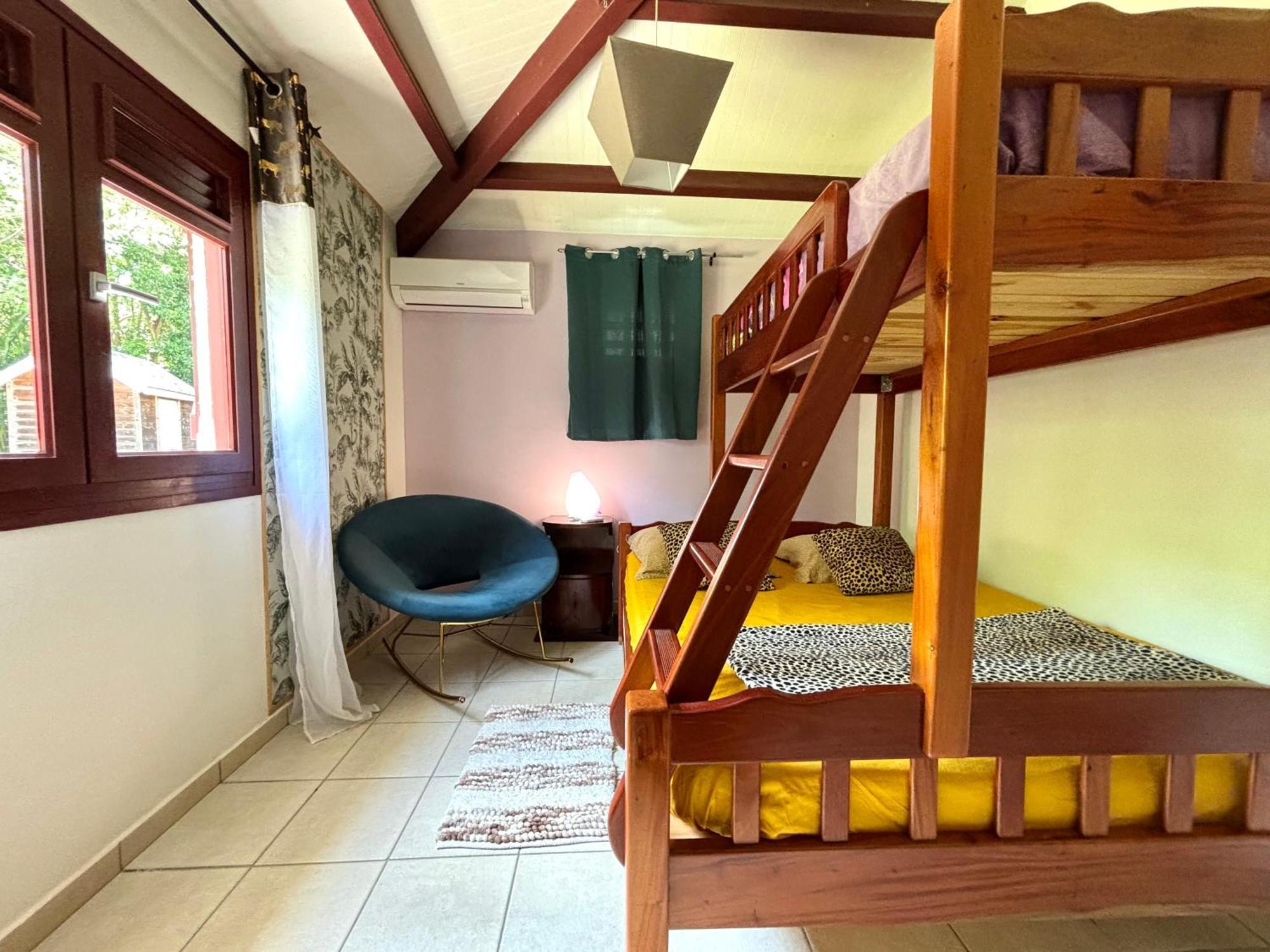 La Maison Creole Du Flamboyant - Proche Des Plages Anse-Bertrand Exterior foto